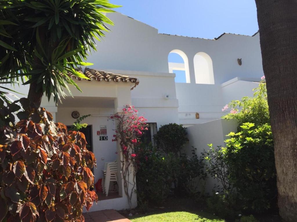 Luxury 3 Bedroom House At La Quinta Golf Course Ocean And Mountain View Benahavís Exteriör bild