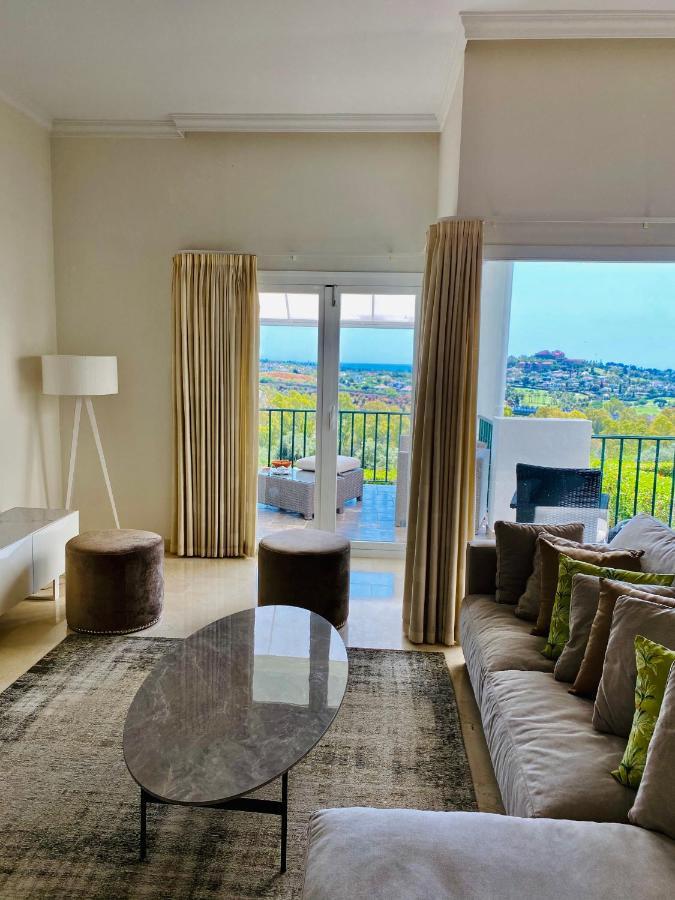 Luxury 3 Bedroom House At La Quinta Golf Course Ocean And Mountain View Benahavís Exteriör bild