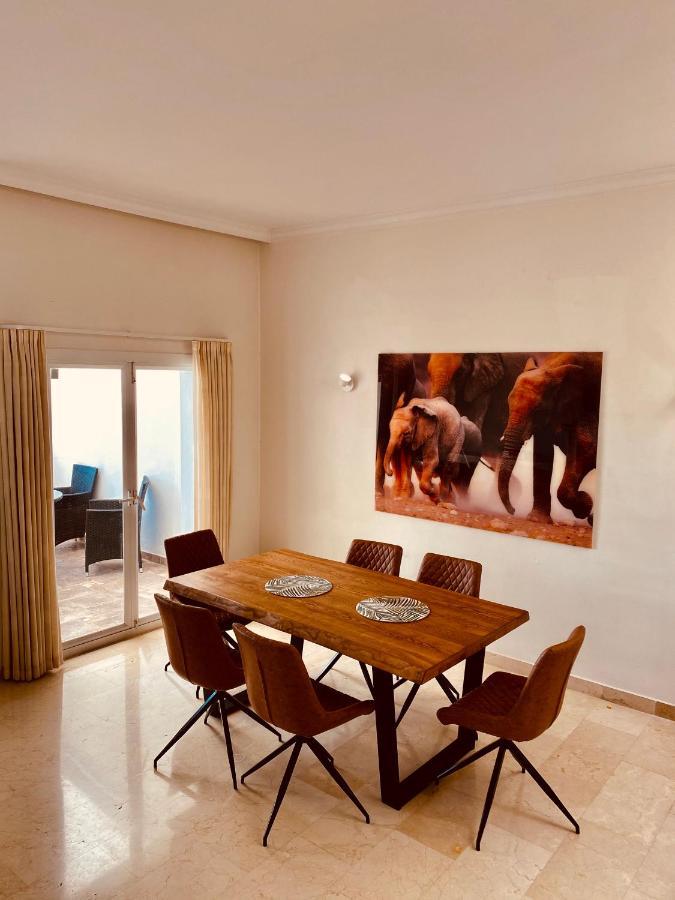 Luxury 3 Bedroom House At La Quinta Golf Course Ocean And Mountain View Benahavís Exteriör bild