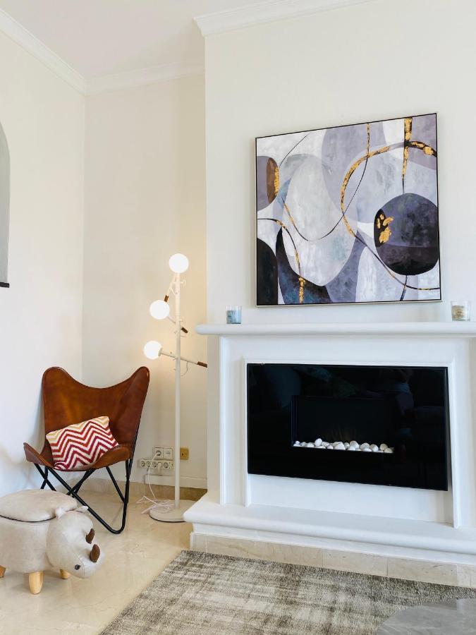 Luxury 3 Bedroom House At La Quinta Golf Course Ocean And Mountain View Benahavís Exteriör bild
